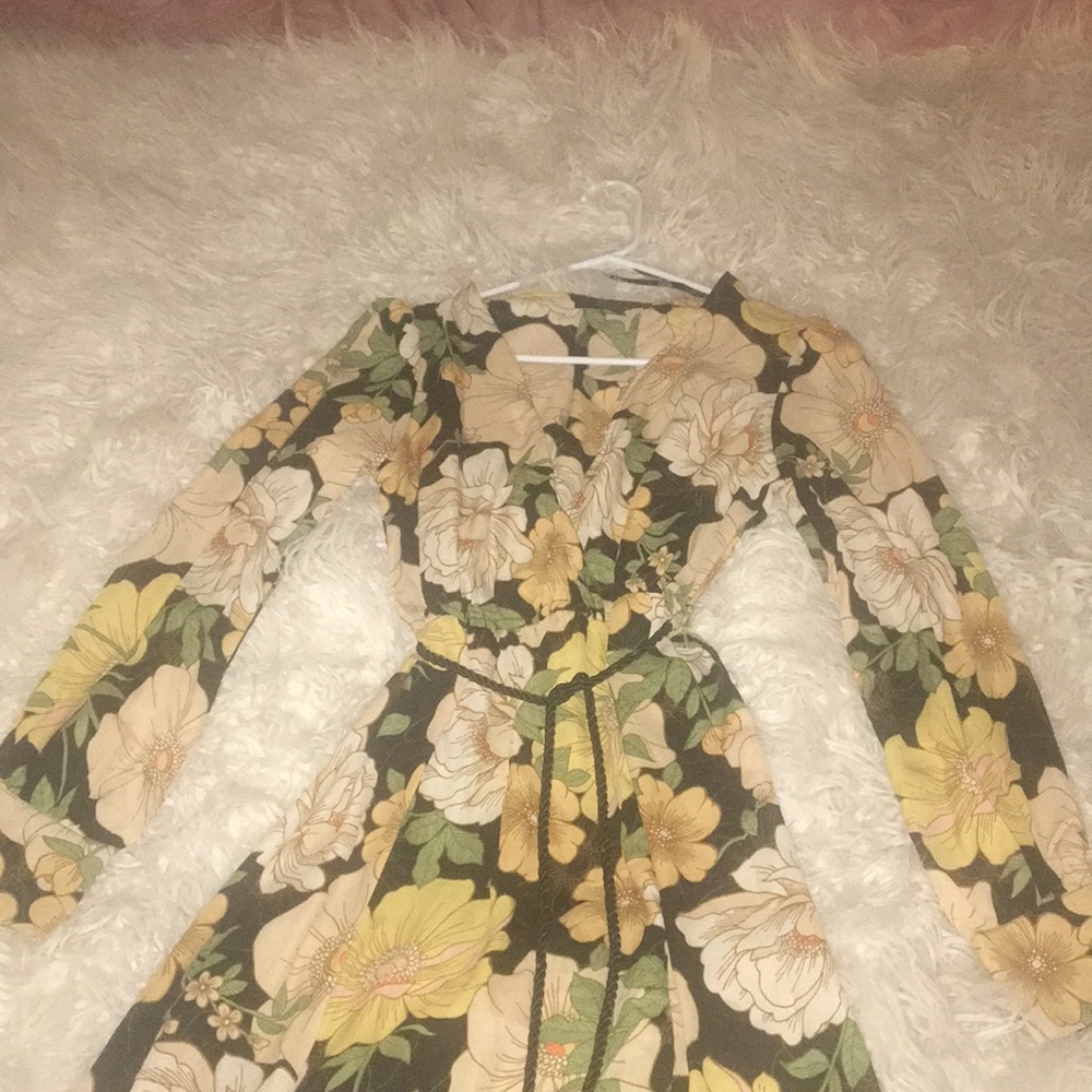 Forever 21 yellow and black floral maxi dress